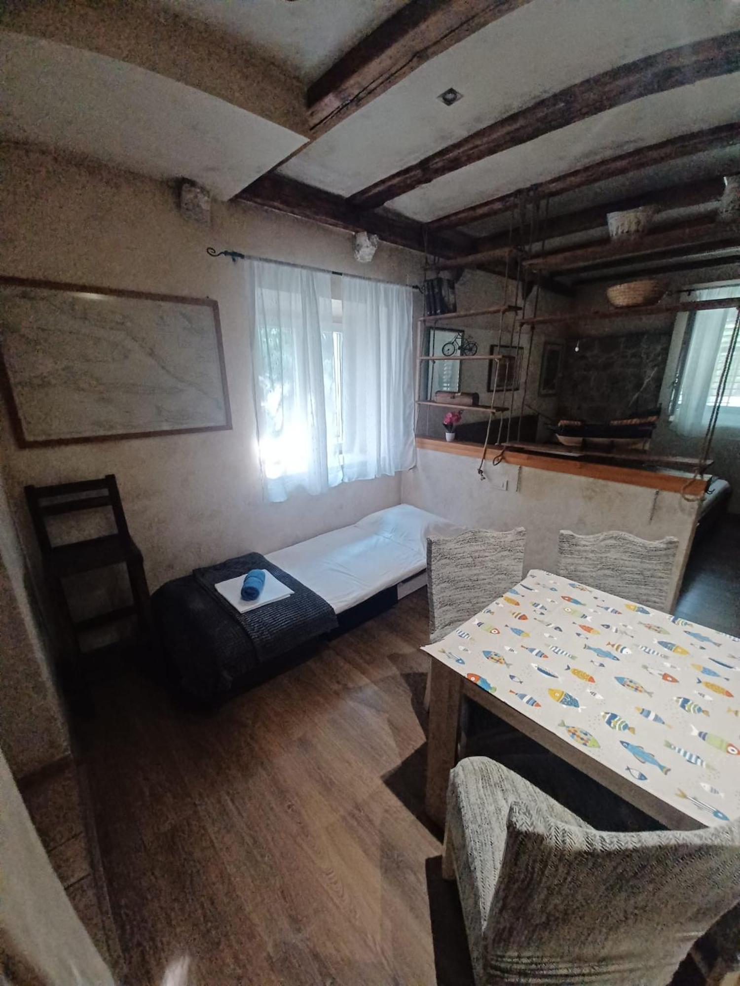 Apartment Romantic Old Town